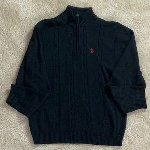 Men’s designer Fleece Collar Sweater. 🔥